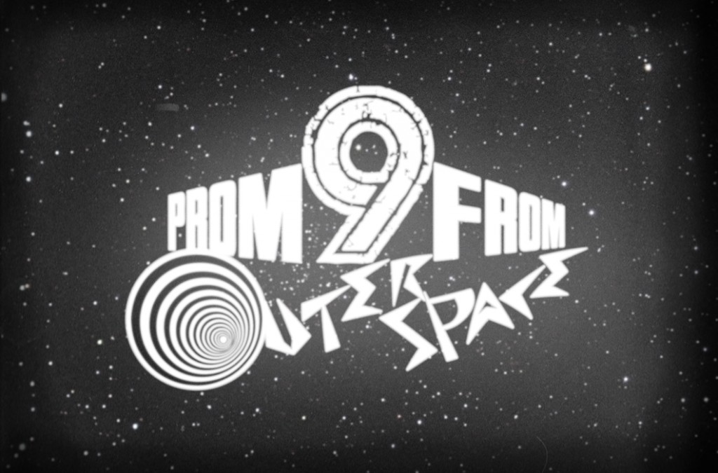 Prom 9 Logo